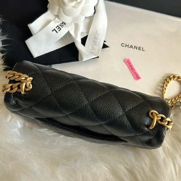 NEW Chanel Mini Sweetheart Flap Bag - Picture 6 of 17